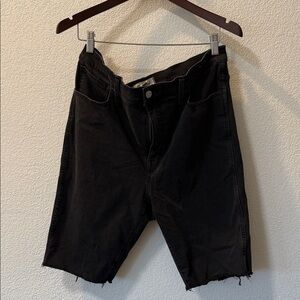 Madewell Black “road tripper”Jean Shorts